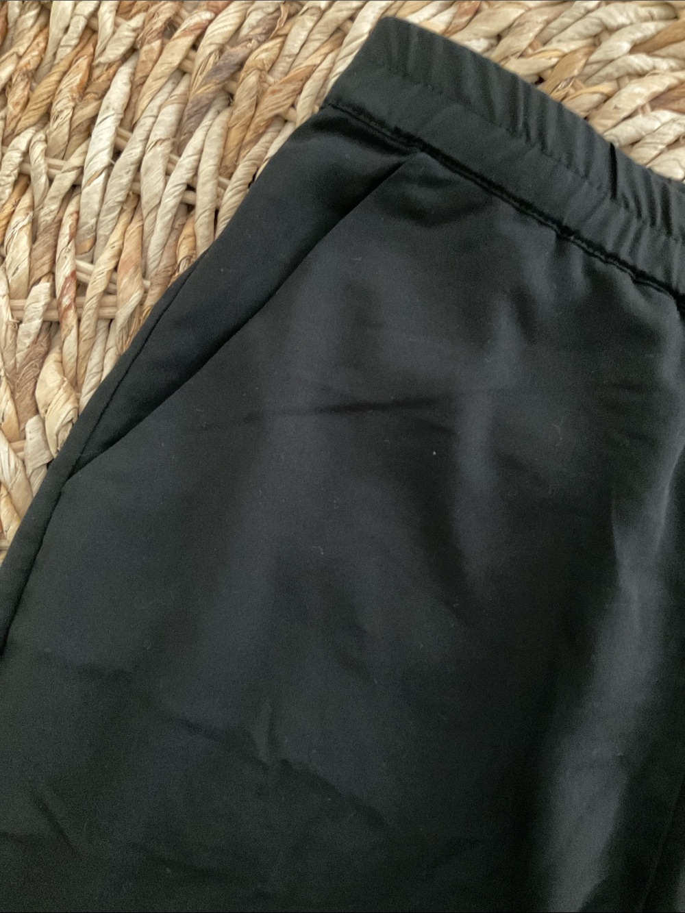 Marine Layer Allison Crop Pant - Picture 11 of 15